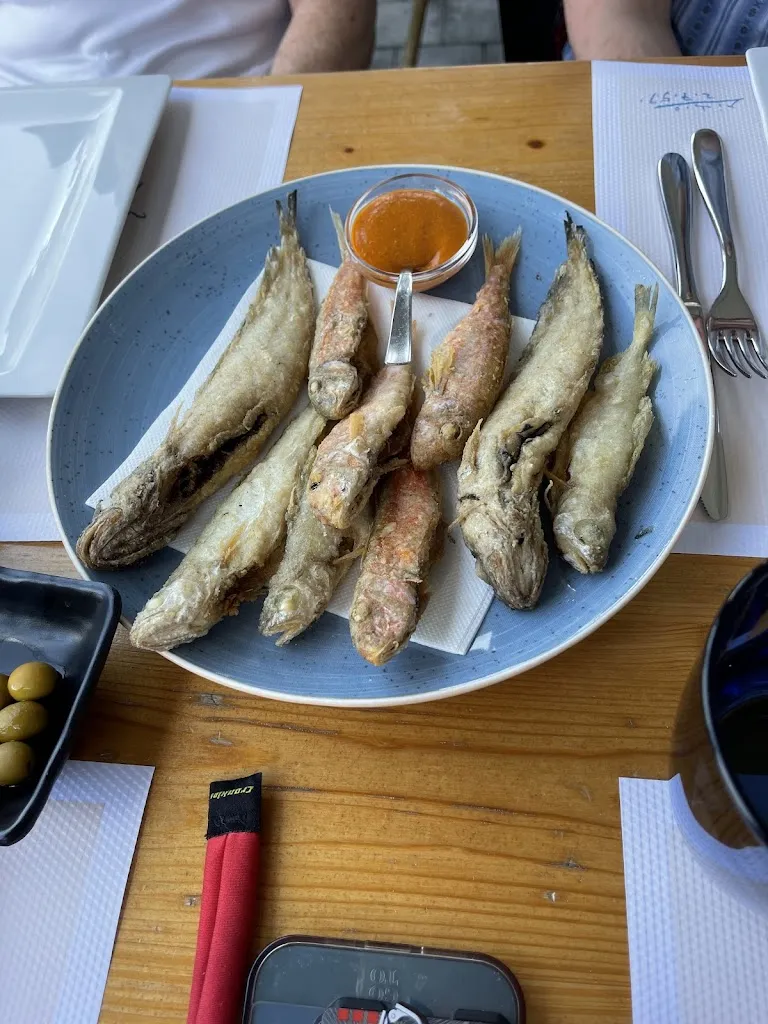 ZhouLin Jin_Bar Restaurant L'Escull_Escala L_review