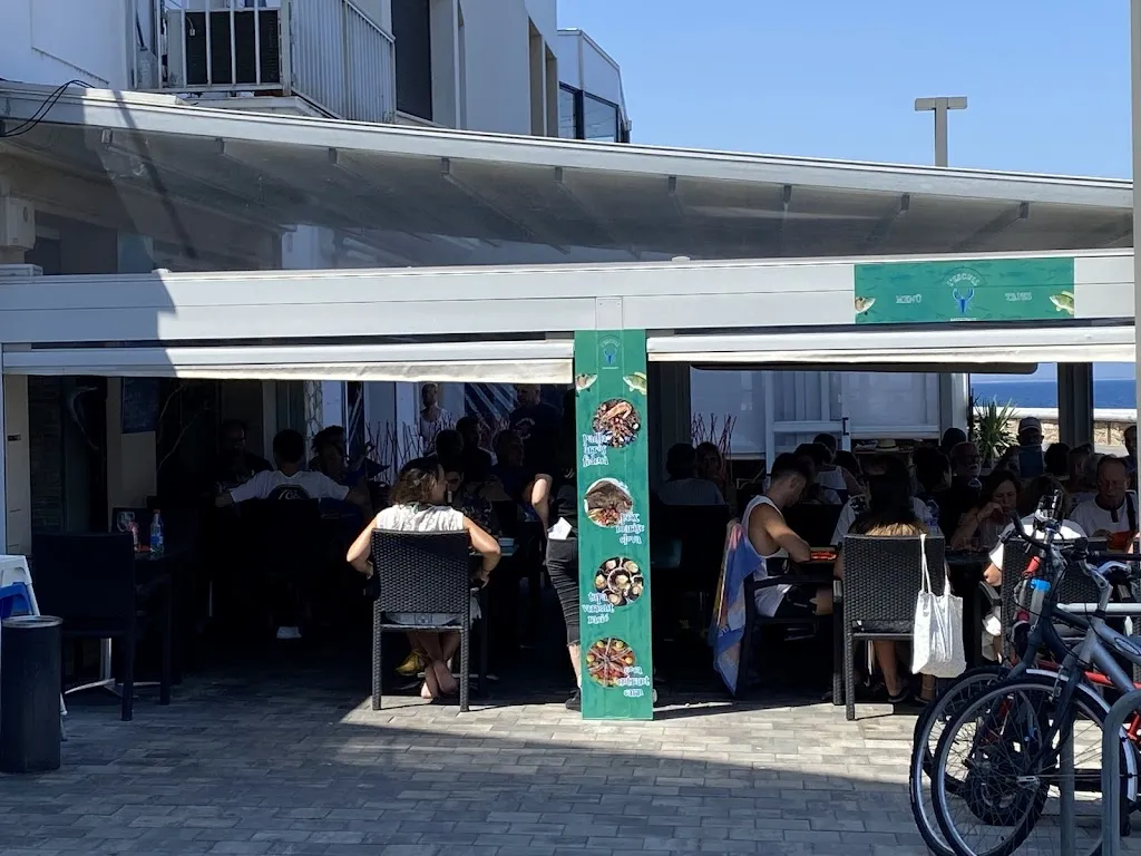 Bar Restaurant L'Escull restaurant in Escala L