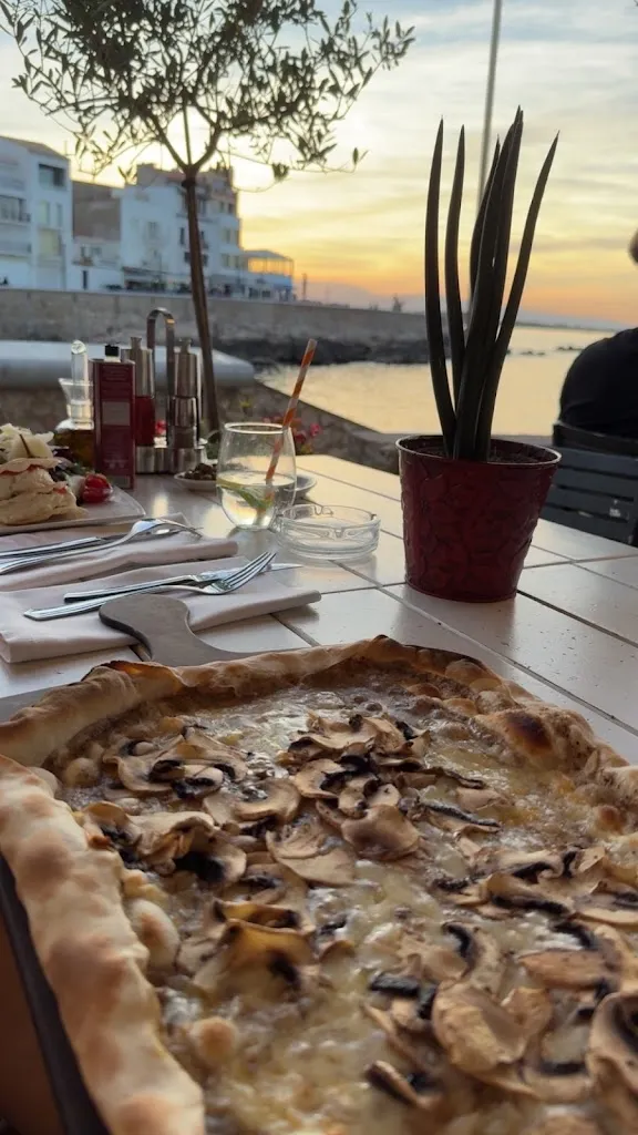 habiba hussein_Restaurant La Tagliatella | L'Escala, Girona, Catalonia_Escala L_review