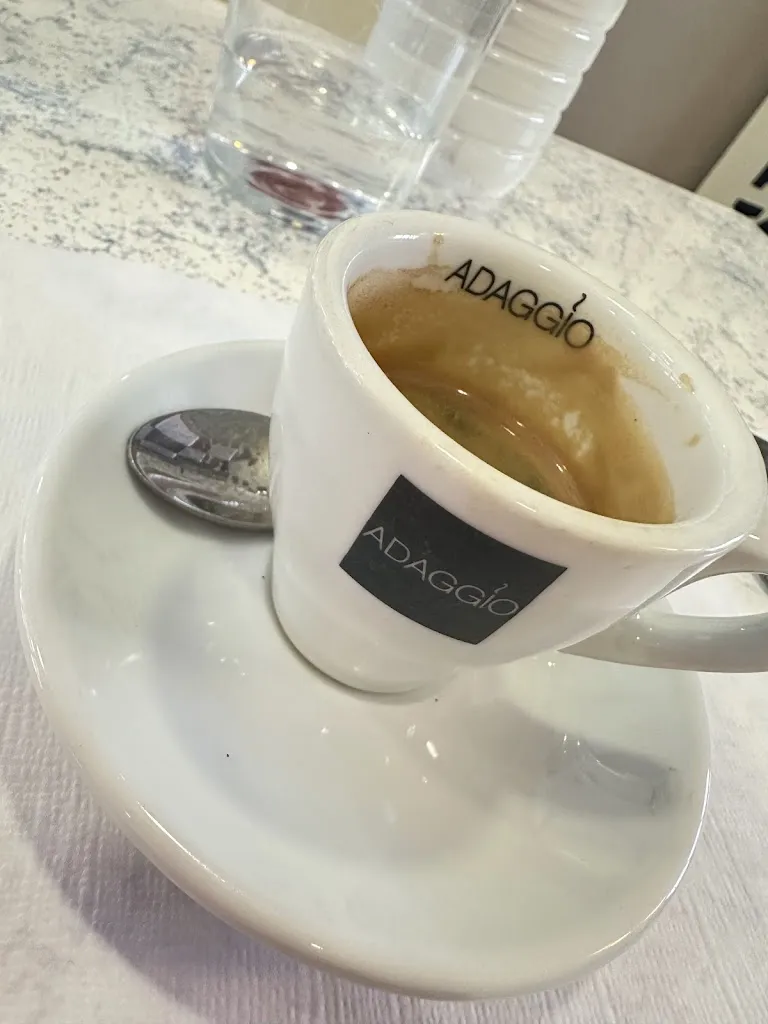 Bar La Closa_Escala L_slider_image_3