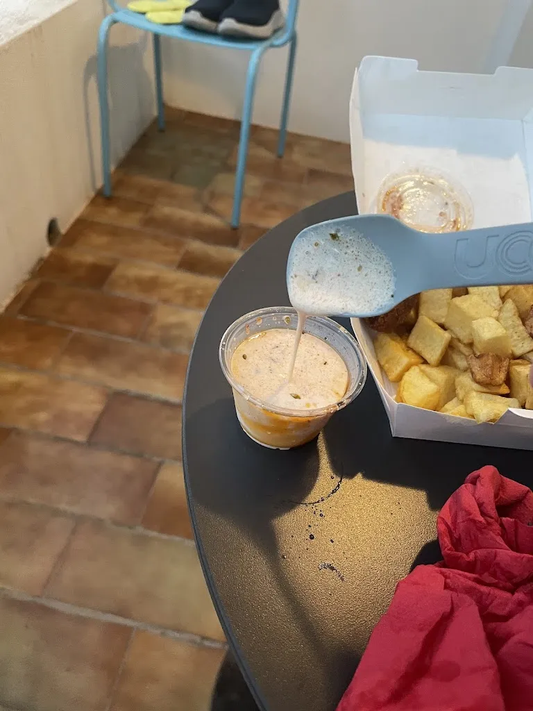 Mike Michael_Rostisseria Piko Piko_Escala L_review