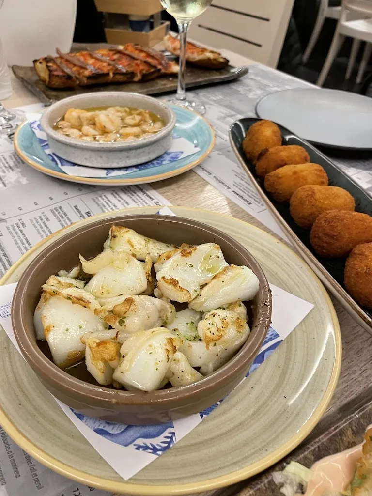 Jörg Philipp Fröhner_Bar La Punxa_Escala L_review