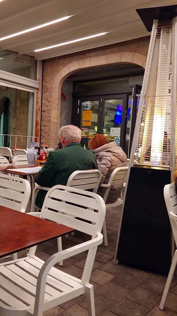 Bar La Punxa restaurant in Escala L