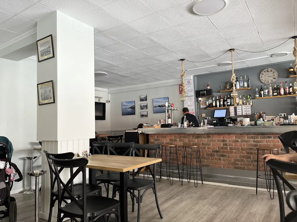 Sota Mar restaurant in Escala L