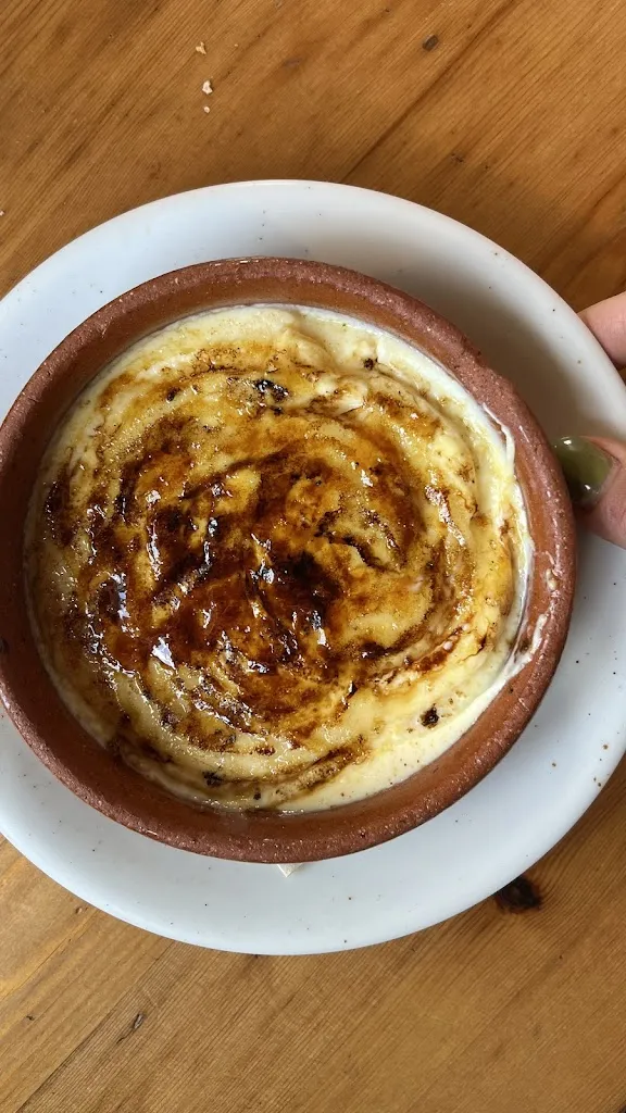 Sonia Parlade_El Cremat_Llosses Les_review