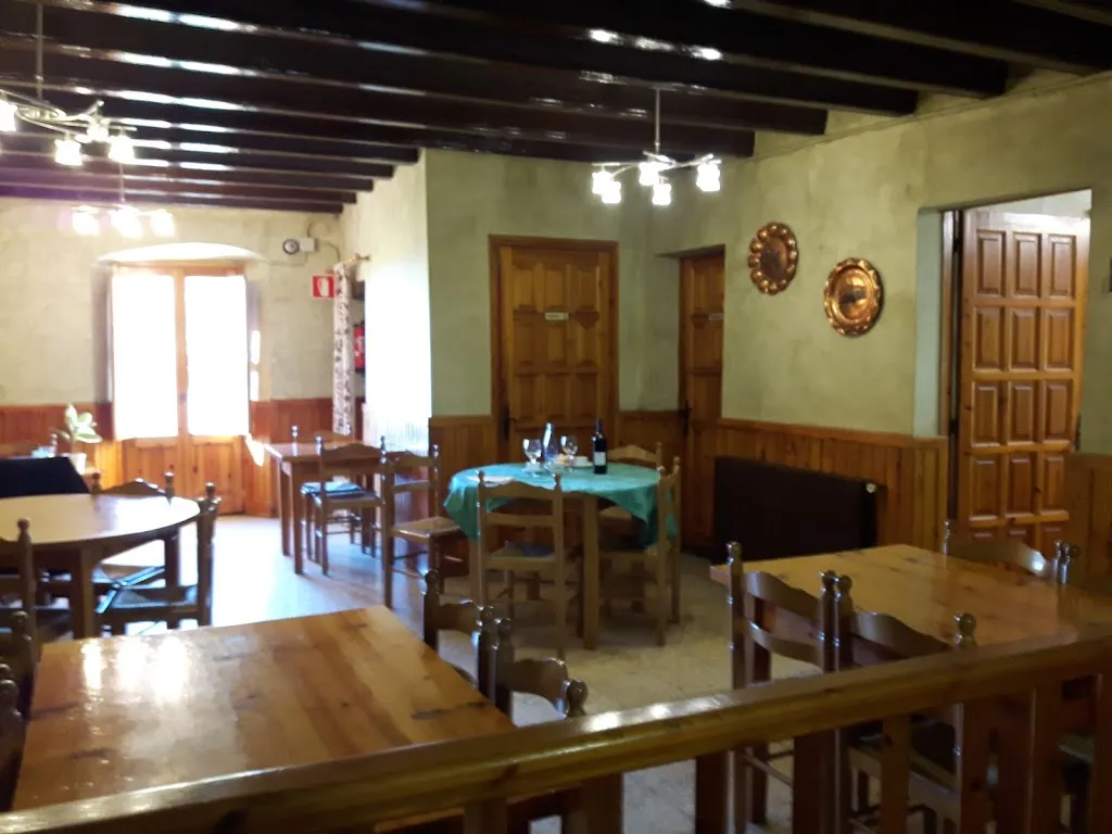 Restaurant de la Plaça restaurant in Llosses Les