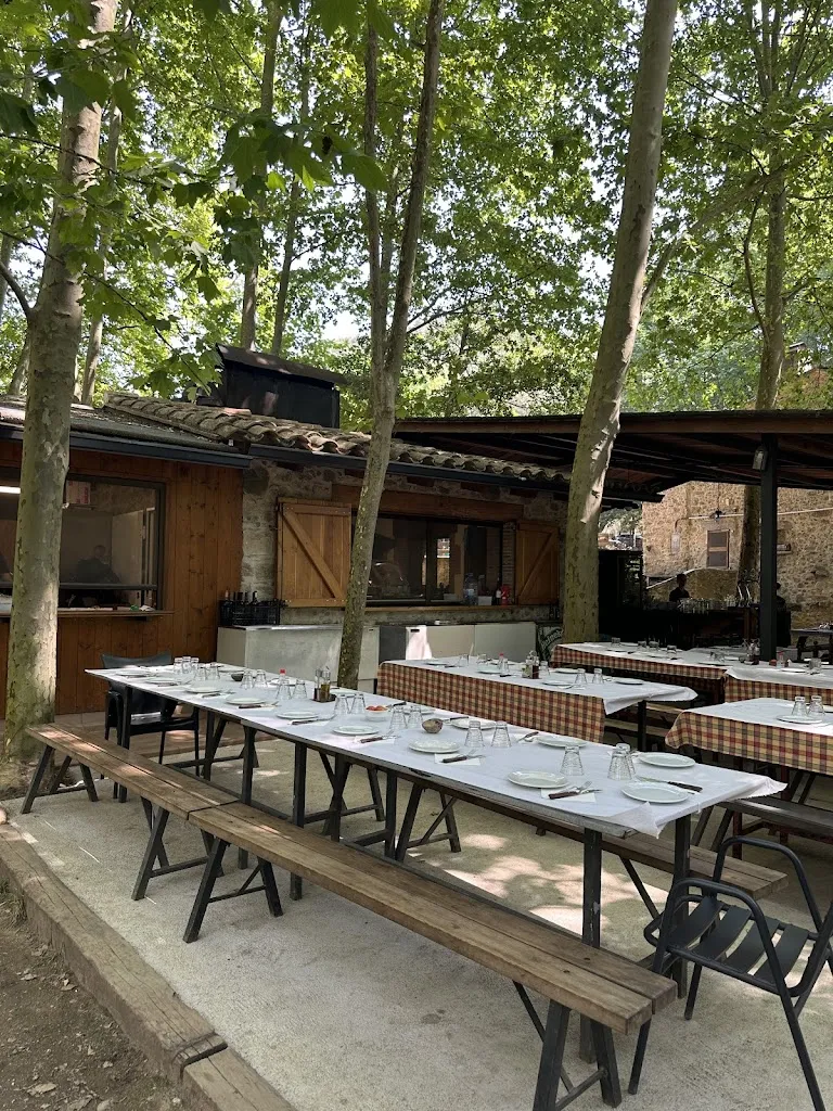 El Molí d'en Robert_Maçanet de Cabrenys_slider_image_1