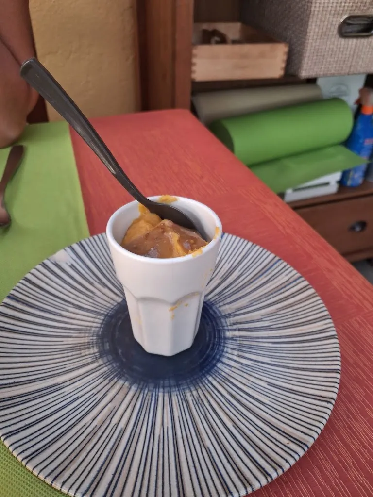 Marissa Busquets Burguera_Restaurant Can Tenli_Maçanet de Cabrenys_review