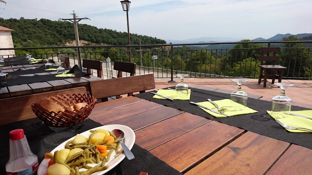 Restaurant Can Mach, SL_Maçanet de Cabrenys_slider_image_3