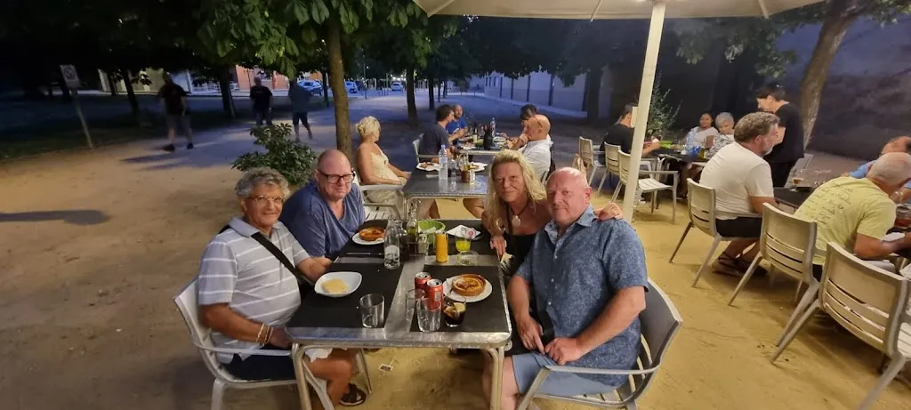 Kelly Roberts_Can Cassoles_Llagostera_review