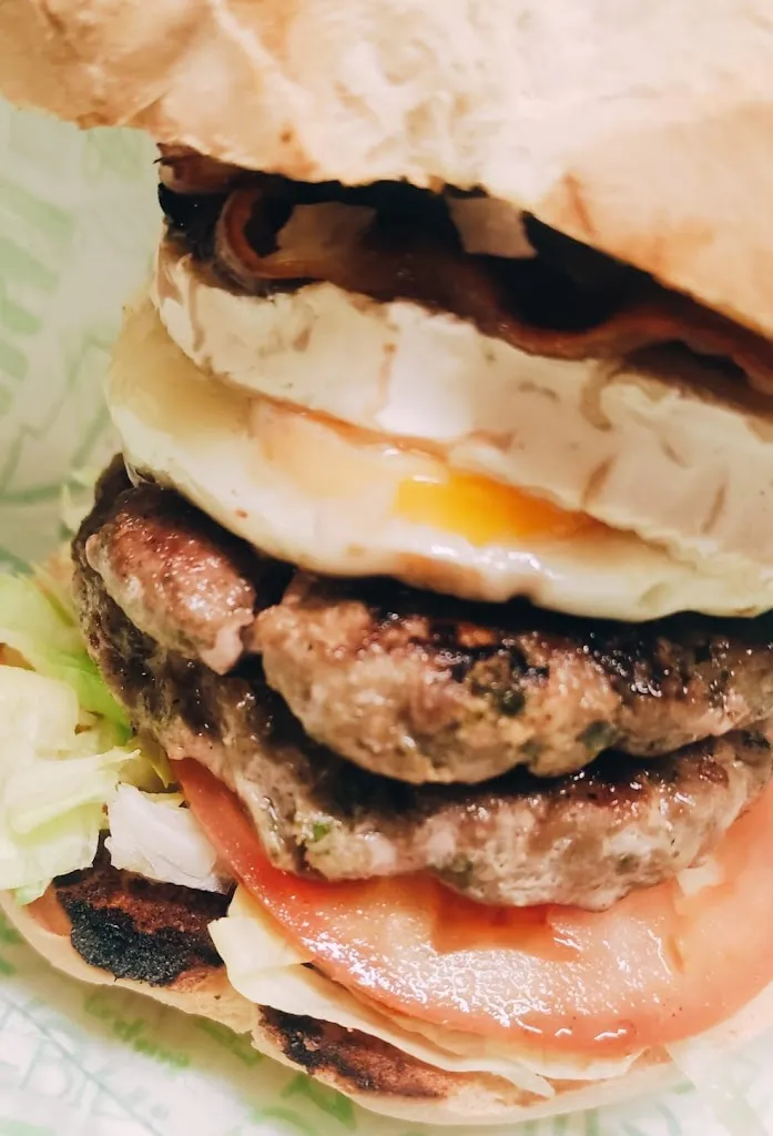 Queens_Llagostera_slider_image_2