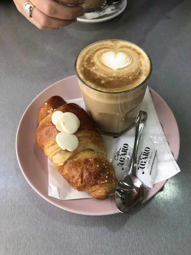 Bouchra El Khattabi Nati_Can Forns_Llagostera_review