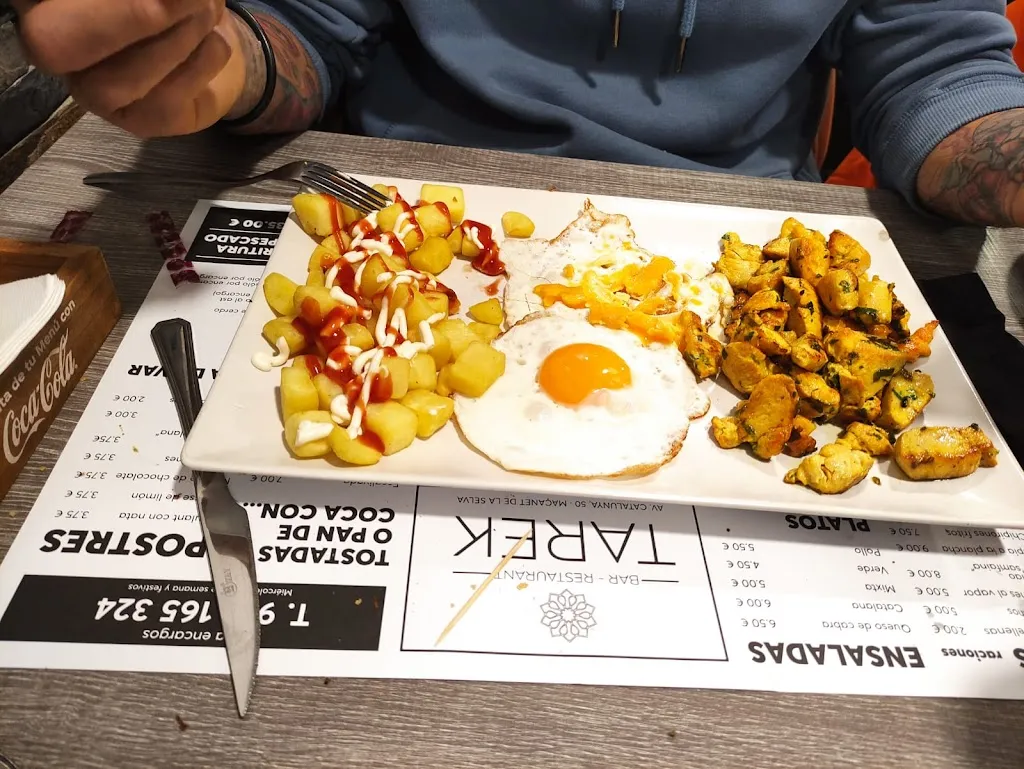 abraham herrera_Tarek Bar Restaurant_Maçanet de la Selva_review