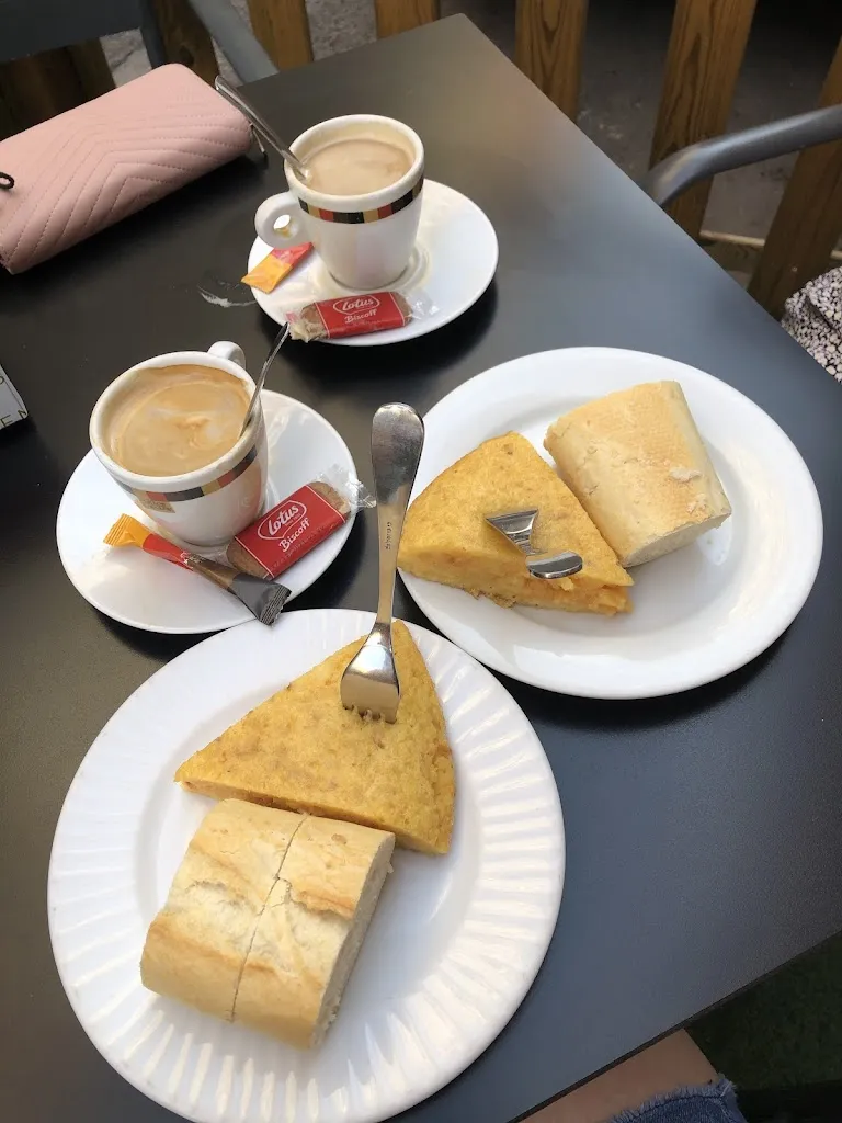 Fanni Vörös_Taberna El Rincón de Sancho_Massanes_review