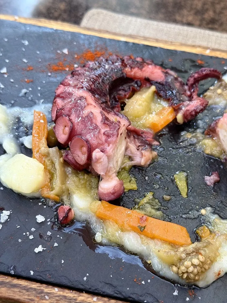 Darina Zaretskaia_La Terrassa del Bella_Lloret de Mar_review