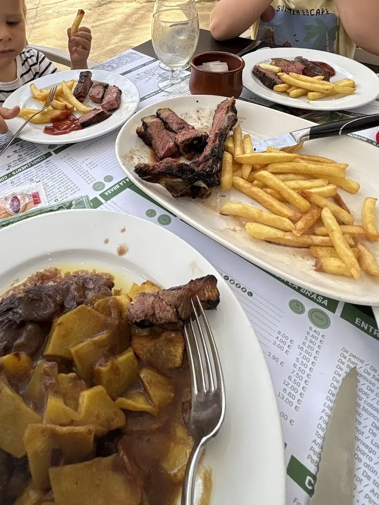 Jake & Genessa_Restaurant Can Guidet_Lloret de Mar_review