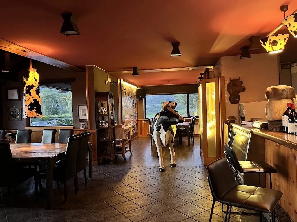 La Formatgeria de Llívia_Llívia_slider_image_3