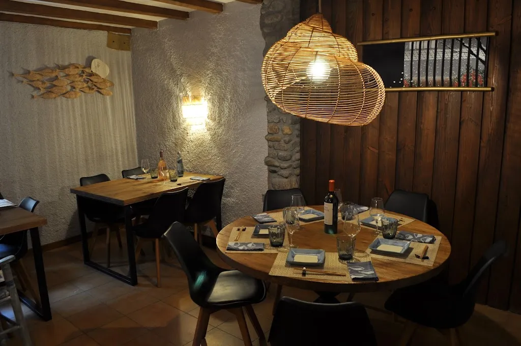 Restaurant Can Ryu_Llívia_slider_image_1