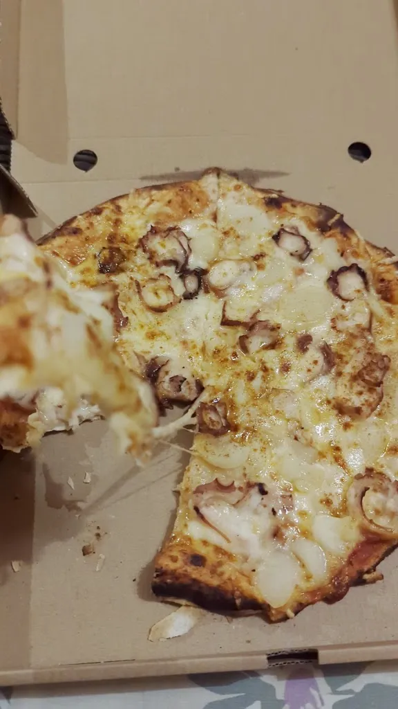 Pizzes Nacho_Llívia_slider_image_2