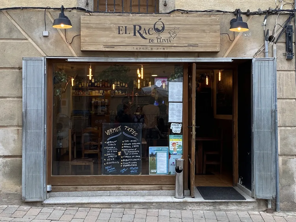 EL RACÓ DE LLÍVIA restaurant in Llívia