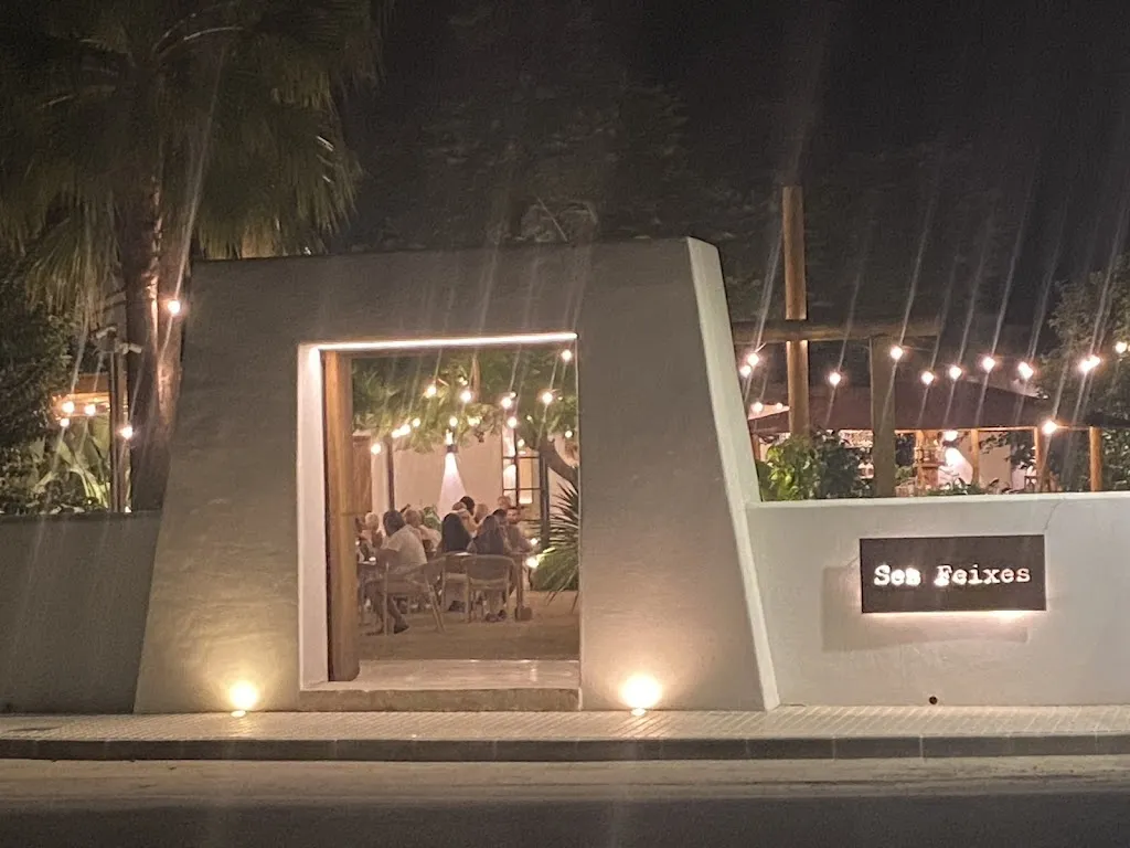 Martin Leach_Ses Feixes_Alcalalí_review