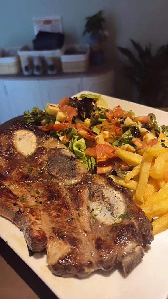 Leyla Vuk_La bambola de Llívia_Llívia_review