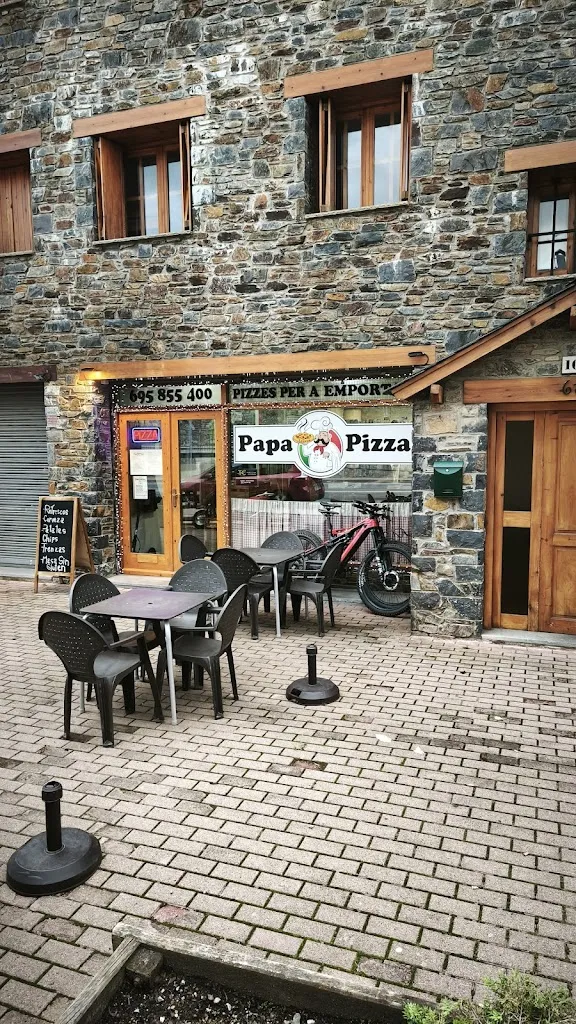 Papa Pizza_Llívia_slider_image_3