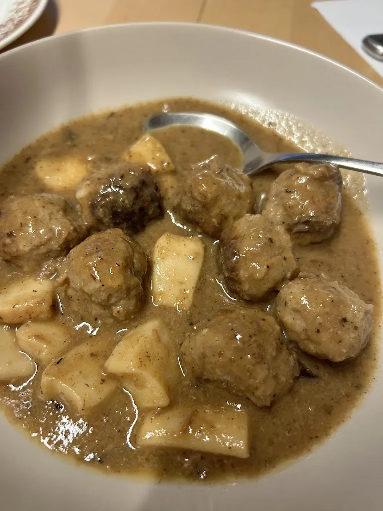 COLMADO LLIVIA - CERDANYA_Llívia_slider_image_2