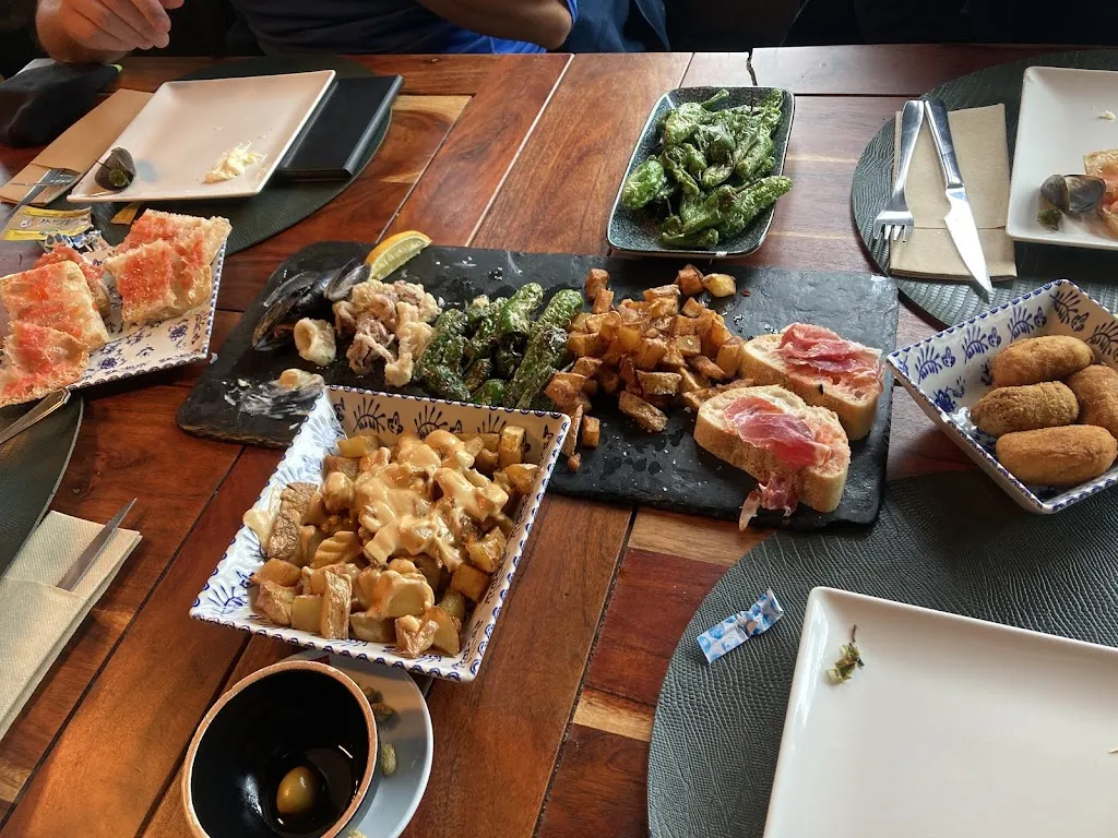 La Cantina_Llívia_slider_image_3