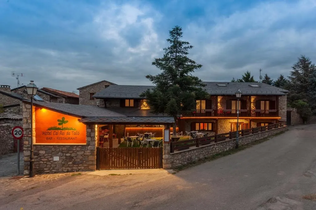 Hotel Cal Rei de Talló restaurant in Meranges