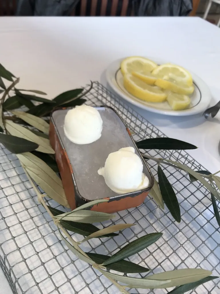 A MC_Restaurant El Vaixell_Llançà_review