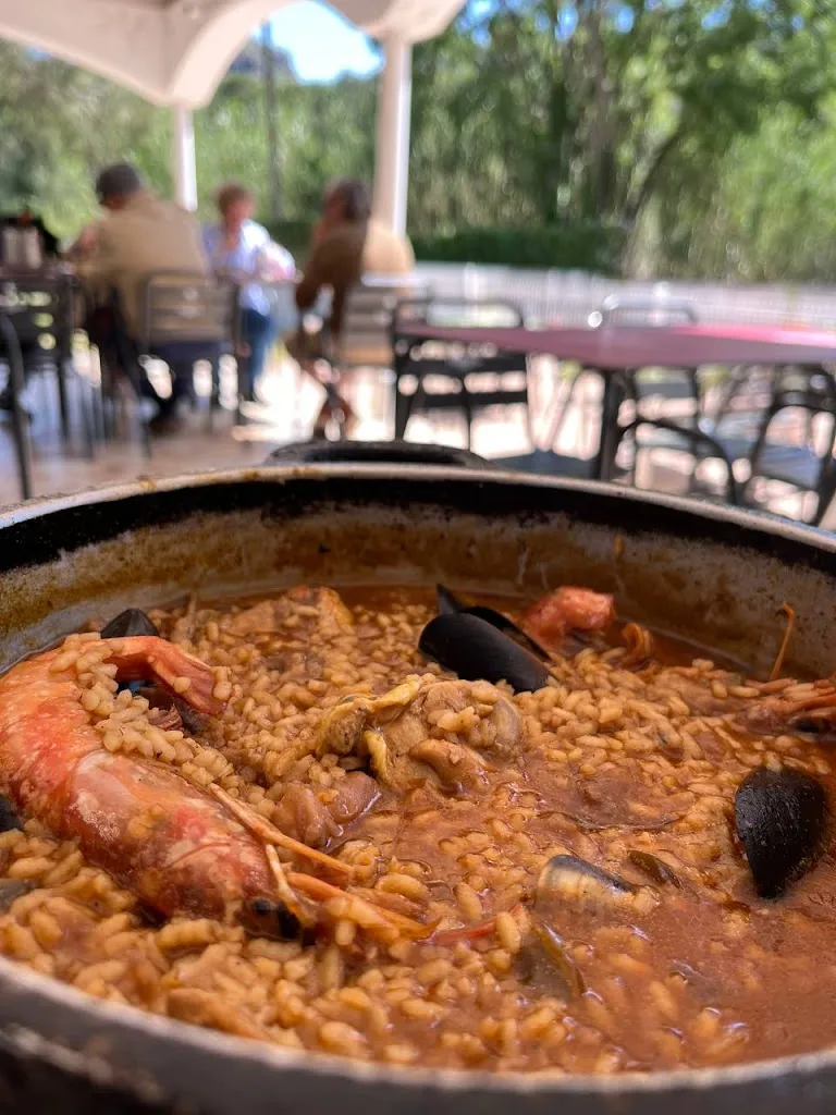 Restaurant Miralles | Restaurant de cuina casolana a Llançà_Llançà_slider_image_3