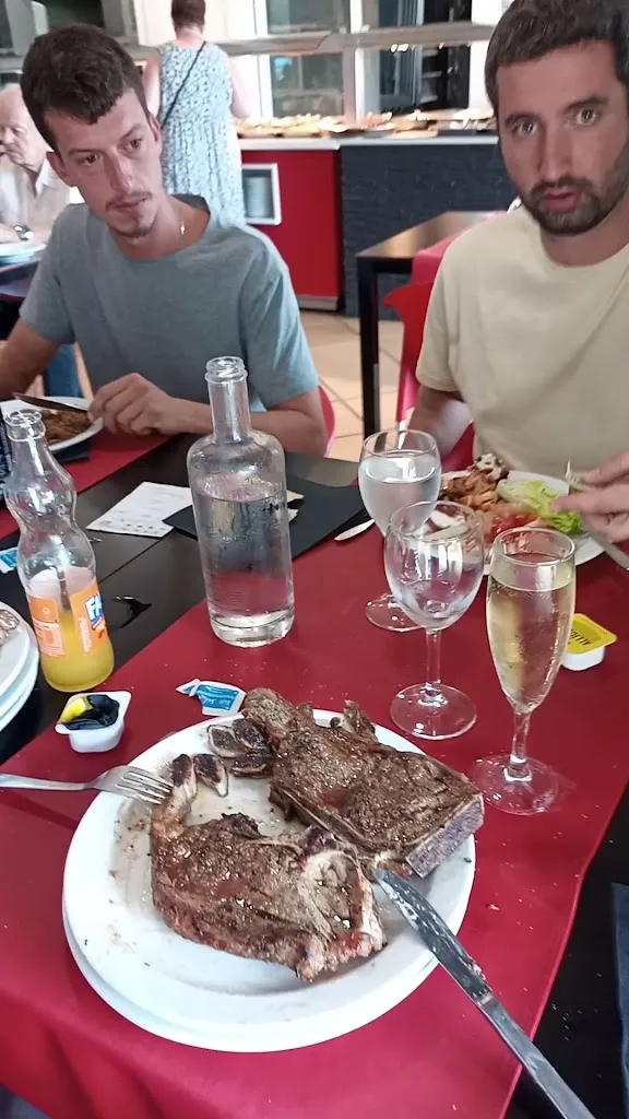 Bufet Costa Brava_Llançà_slider_image_2