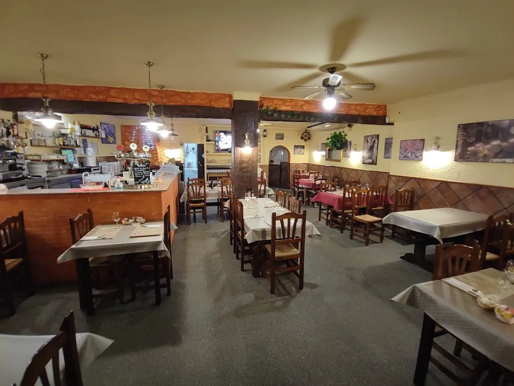 Restaurant" Viamar" restaurant in Llançà