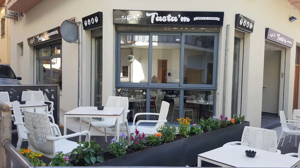TASTA’M (tapas i copes restaurant in Llançà