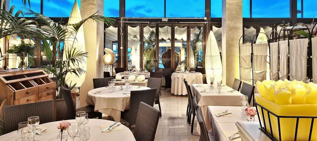 Restaurant Llança port_Llançà_slider_image_1