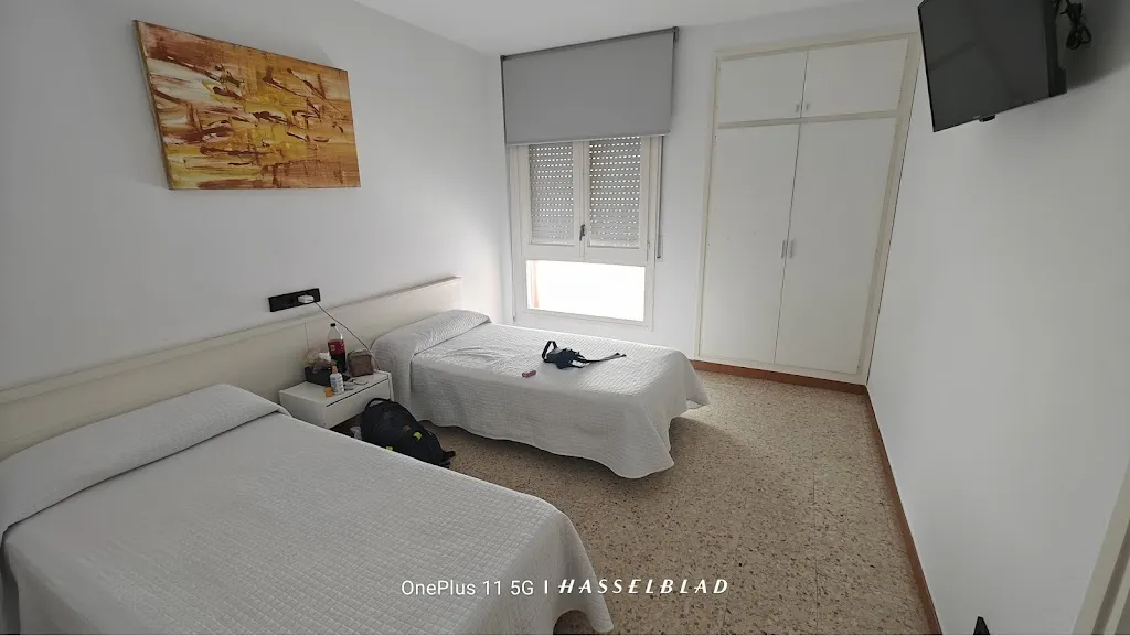 Hostal Restaurant Lara_Llançà_slider_image_2