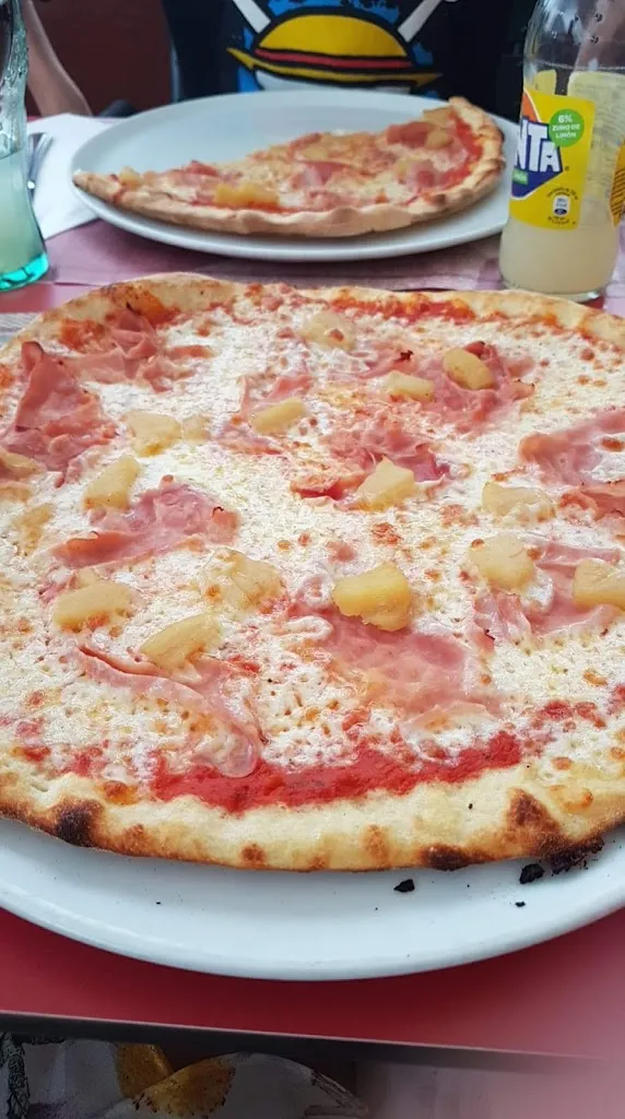 J T_Restaurant Pizzería L'Italiana en Llançà_Llançà_recensione