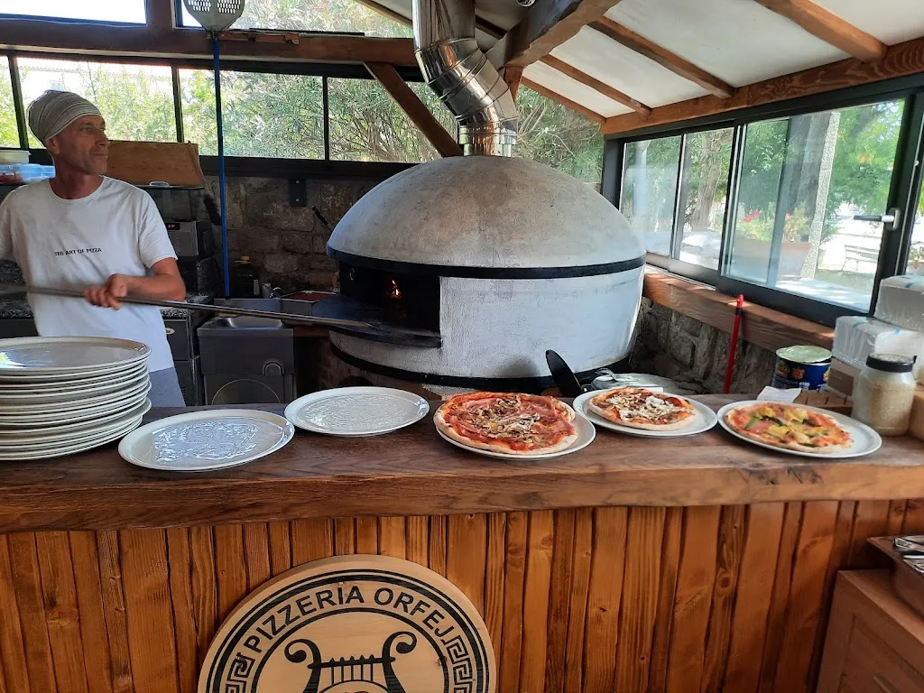 Pizzeria Orfej_Osor_slider_image_2