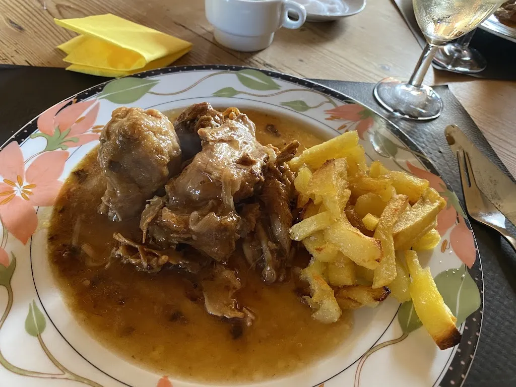 Rameez Iqbal_Ca la Montse _Mont-ras_review