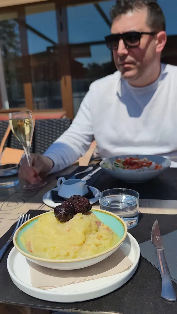 Standby_Mont-ras_slider_image_2