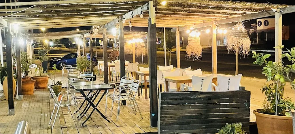 Pizzeria e Panettone Milano Caffè restaurant in Mont-ras