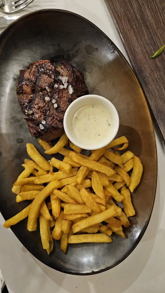 Jyri Järvinen_Restaurant Can Saló_Palau-sator_review