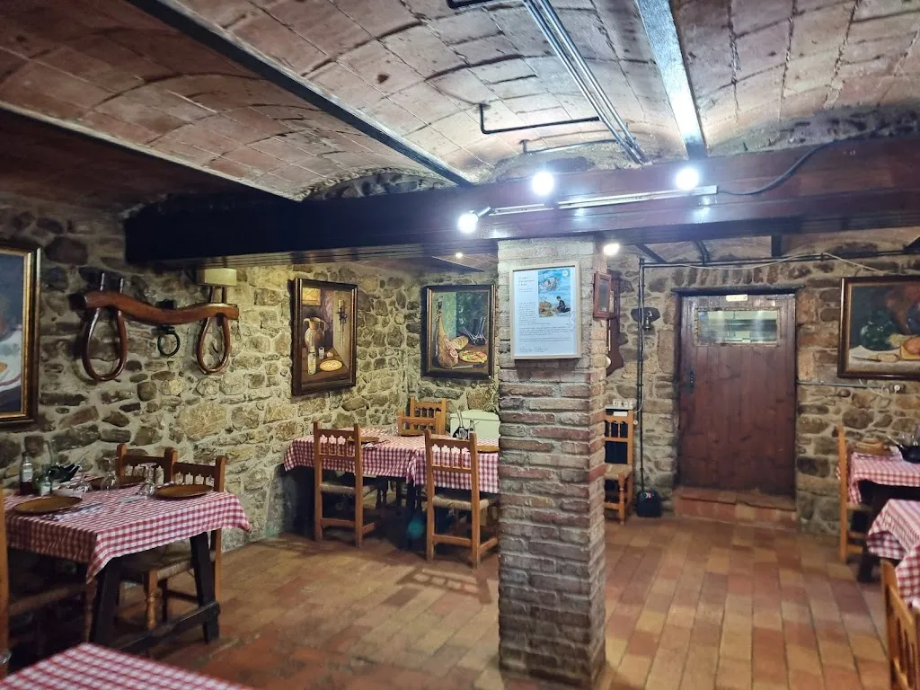 Can Mià restaurant in Palol de Revardit