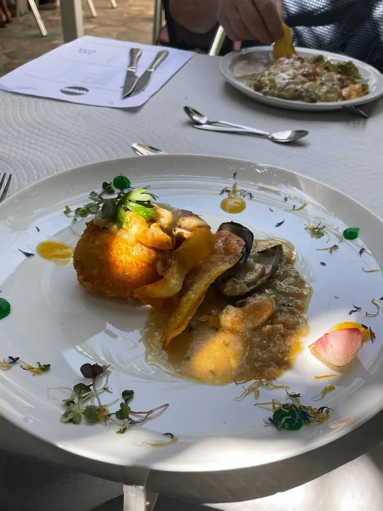 Kev Dagless_Victoria Station_Alcalalí_recensione