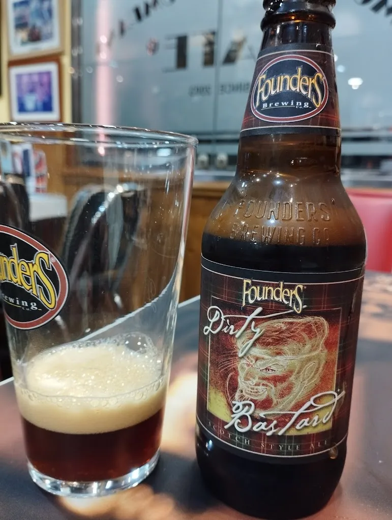 Olga S_Mc Charly & Company Café_Mieres_review