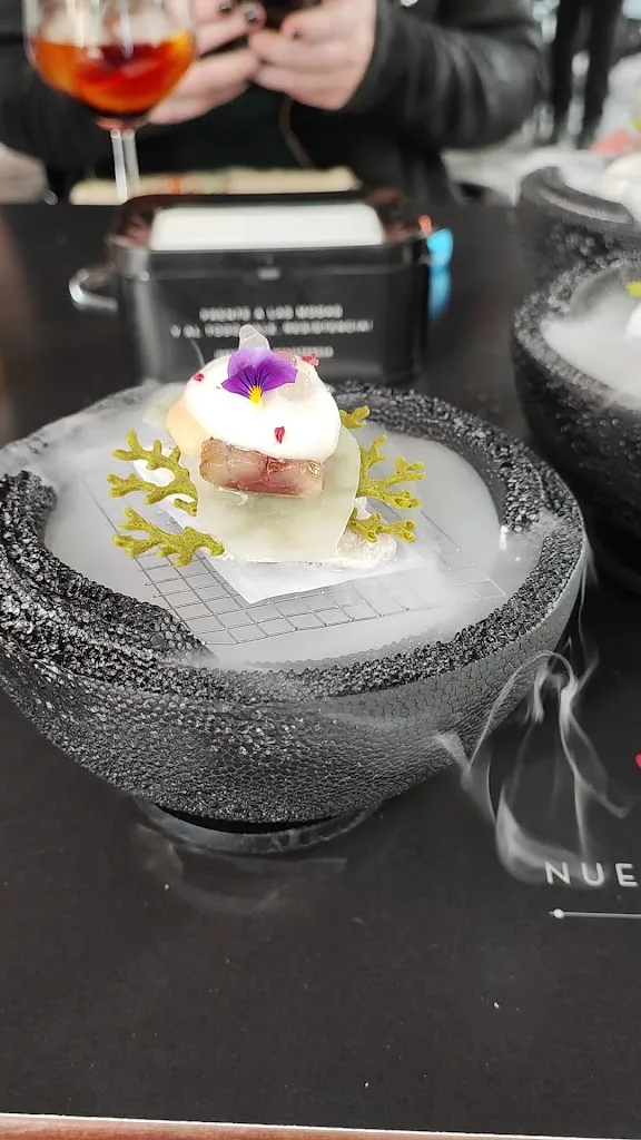 Vinoteca Planta 14_Mieres_slider_image_2