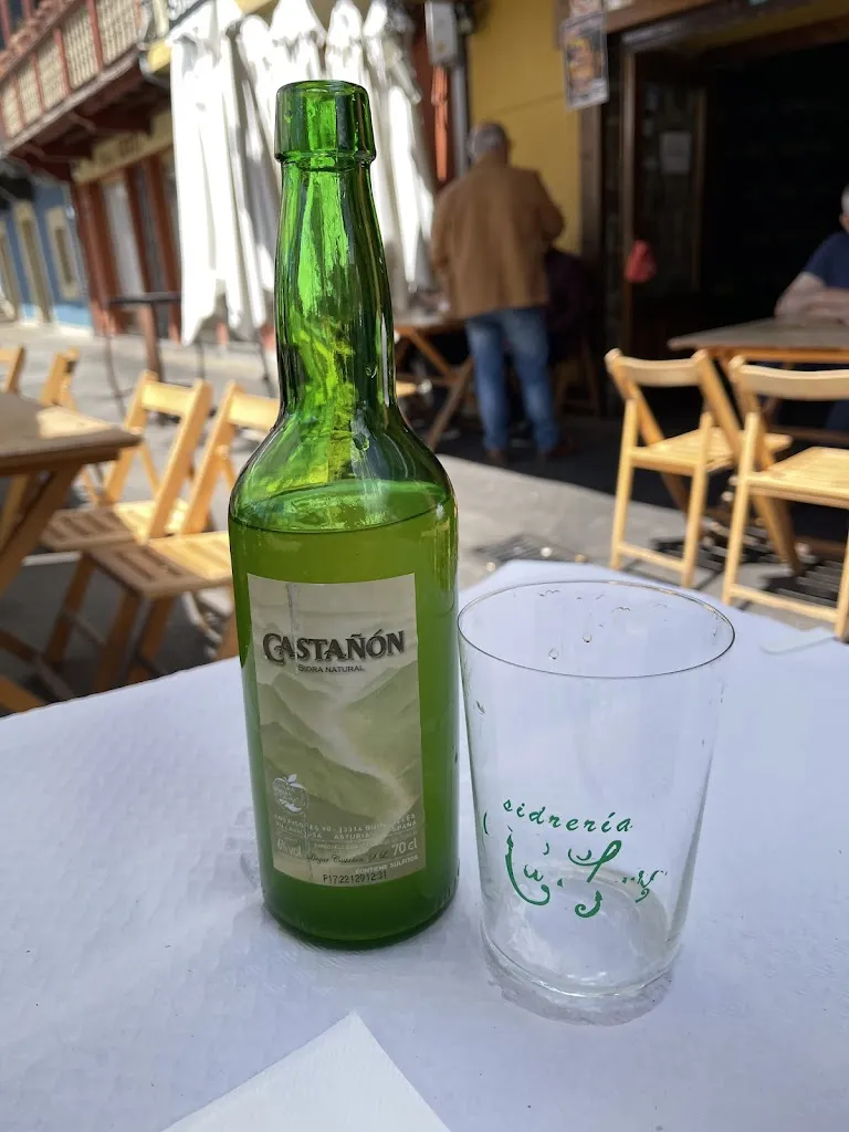 Kye Jones_Ca'Laura_Mieres_recensione