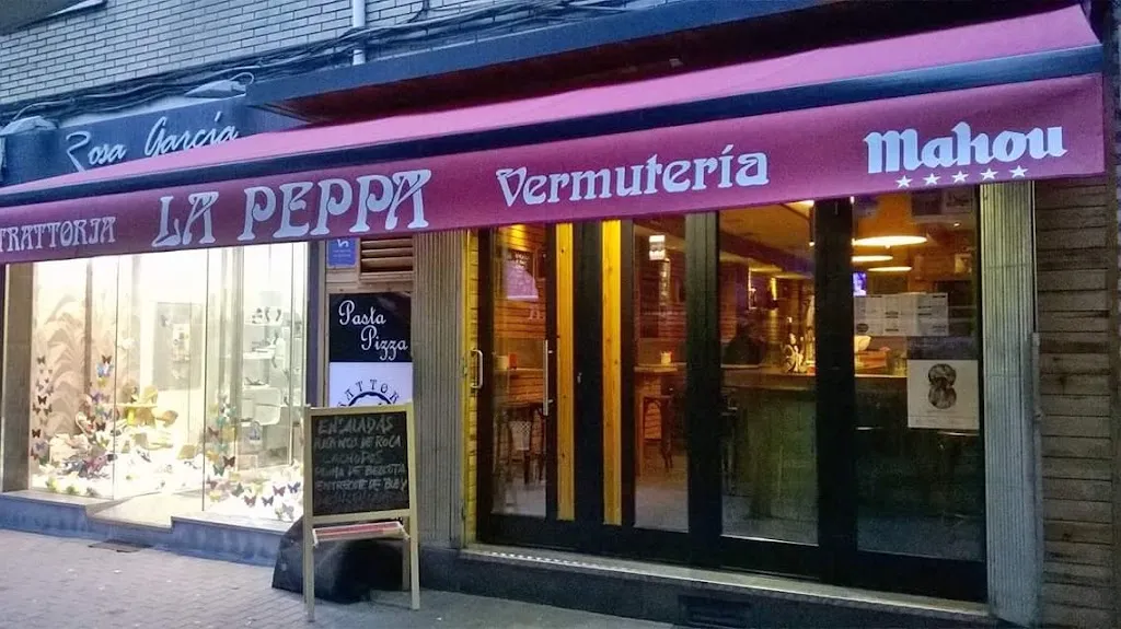 Trattoría La Peppa restaurant in Mieres