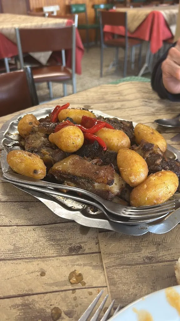 Lorena Medranda_Casa Nando_Mieres_review